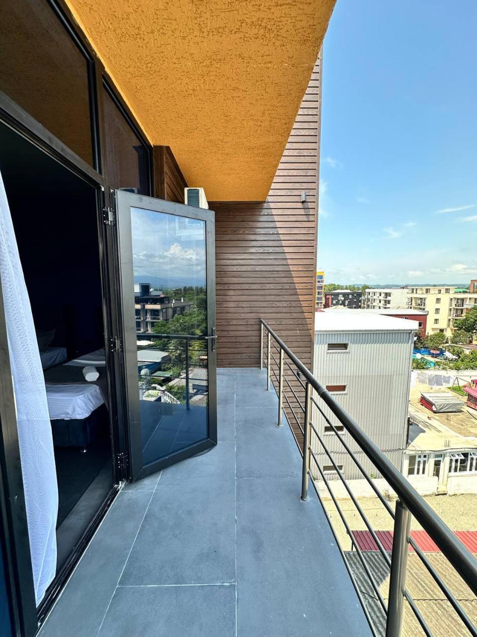 Hotel Black Sea Kobuleti ภายนอก รูปภาพ