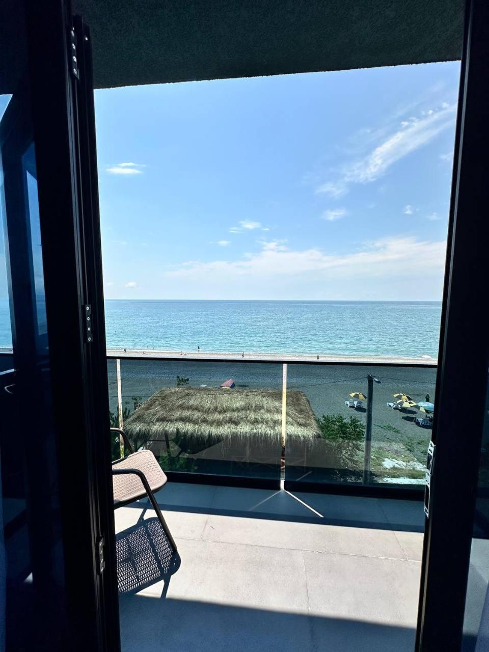 Hotel Black Sea Kobuleti ภายนอก รูปภาพ