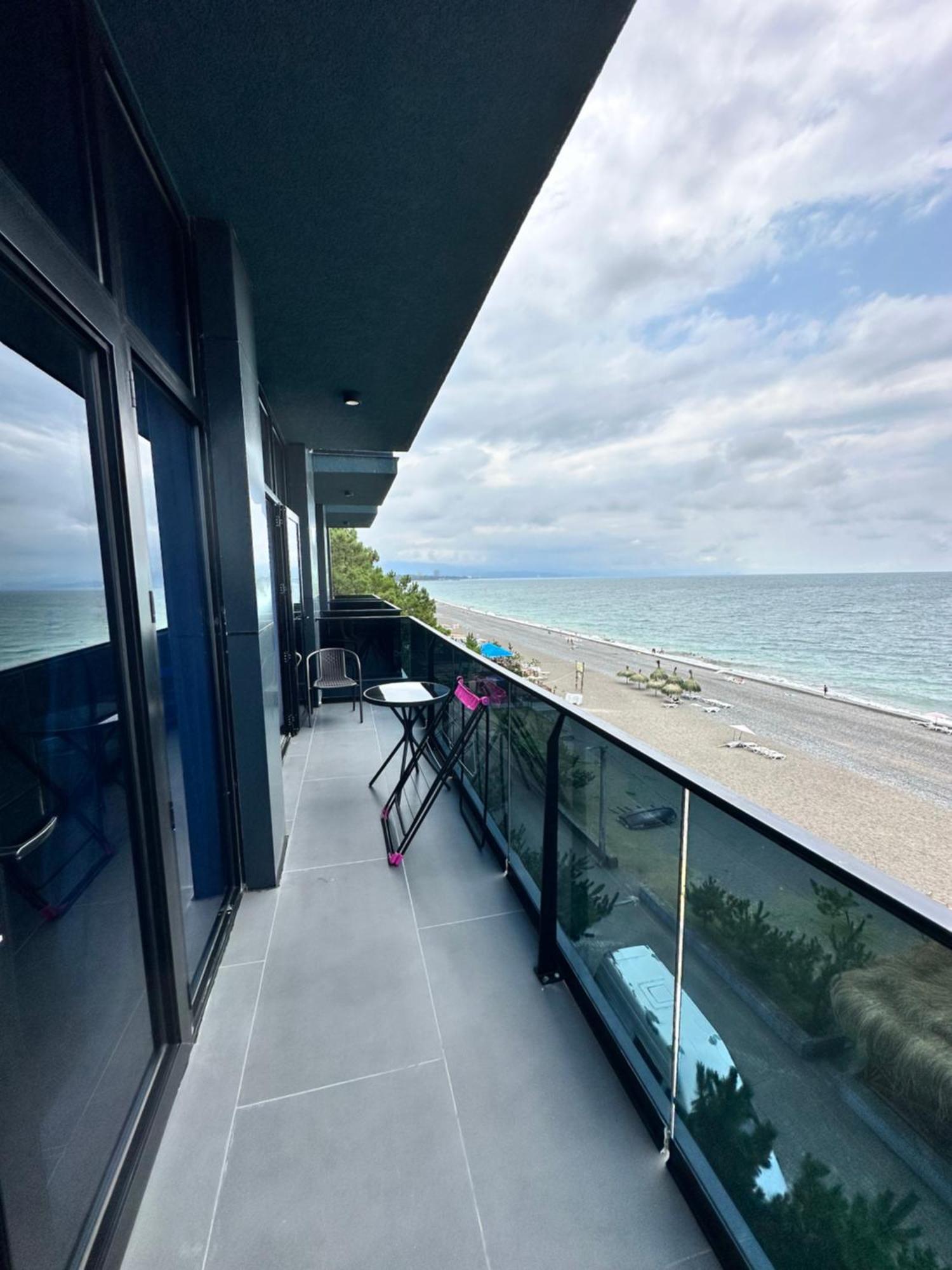 Hotel Black Sea Kobuleti ภายนอก รูปภาพ