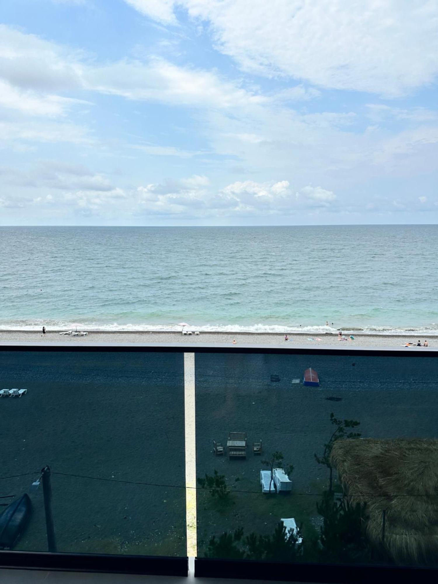 Hotel Black Sea Kobuleti ภายนอก รูปภาพ
